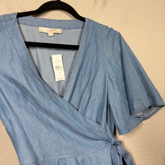 Loft Size XS Wrap Chambray Top Blouse Blue Belted V Neck Flared Sleeves - Picture 7 of 10